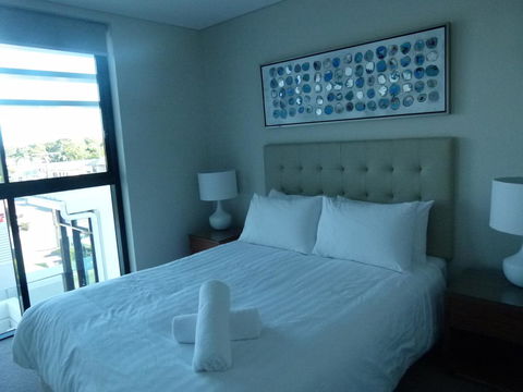Pure Kirra - Accommodation Newcastle 22