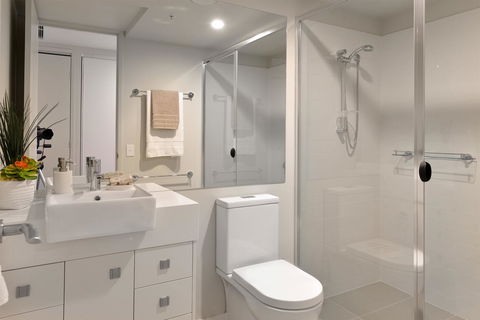 Pure Kirra - Accommodation Newcastle 11
