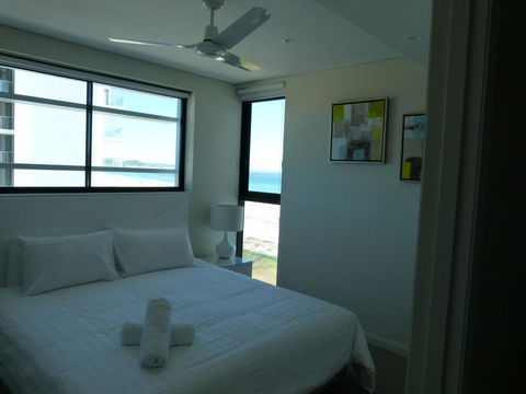 Pure Kirra - Accommodation Newcastle 19