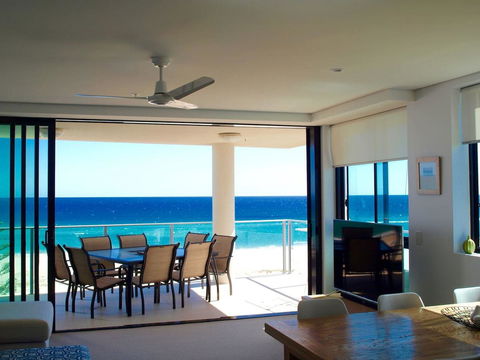 Pure Kirra - Accommodation Newcastle 7