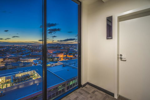 Arena Apartments By CLLIX - Accommodation Newcastle 15