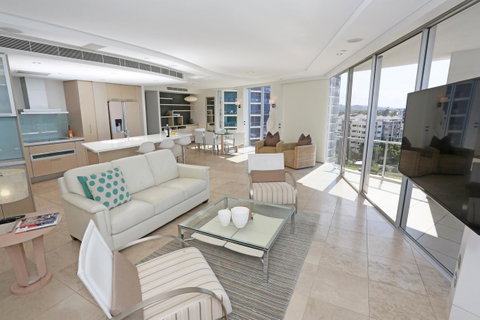 Oceans Mooloolaba - Accommodation Newcastle 5