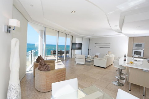 Oceans Mooloolaba - Accommodation Newcastle 3