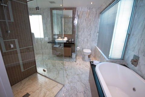 Oceans Mooloolaba - Accommodation Newcastle 32