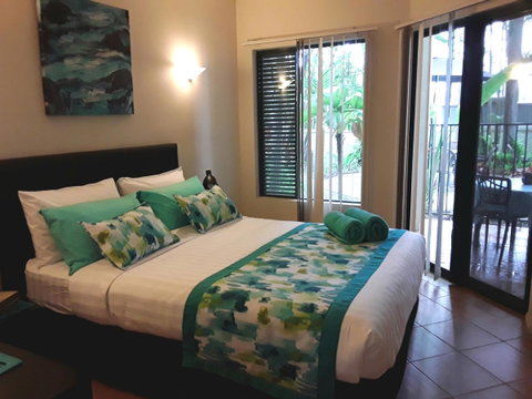 Jackies Holiday Apartment - Accommodation Newcastle 5