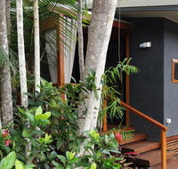 Forest Lodge Little Villa - Accommodation Newcastle