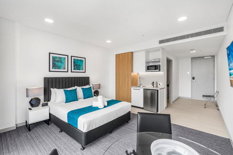 Essence Suites Taringa - Accommodation Newcastle 19