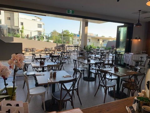 Essence Suites Taringa - Accommodation Newcastle 6