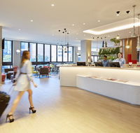 Holiday Inn Express Brisbane Central - Accommodation Newcastle
