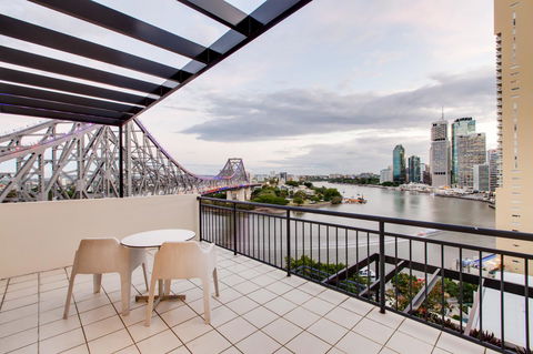 Oakwood Hotel & Apartments Brisbane - Accommodation Newcastle 1