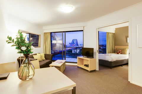 Oakwood Hotel & Apartments Brisbane - Accommodation Newcastle 6