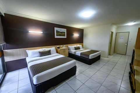 Reef Gateway Hotel - Accommodation Newcastle 6