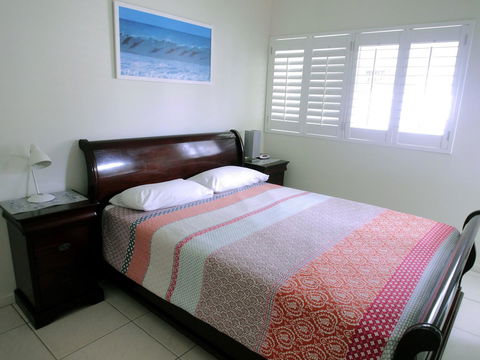 Cylinder Beach Mooloomba Unit 3 - Accommodation Newcastle 7