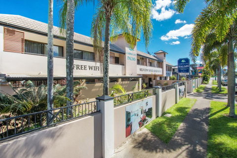 Cairns City Palms - Accommodation Newcastle 0