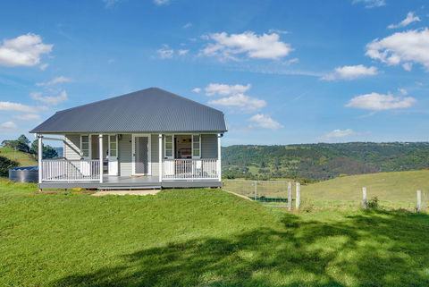 Cloud Hill - Accommodation Newcastle 8