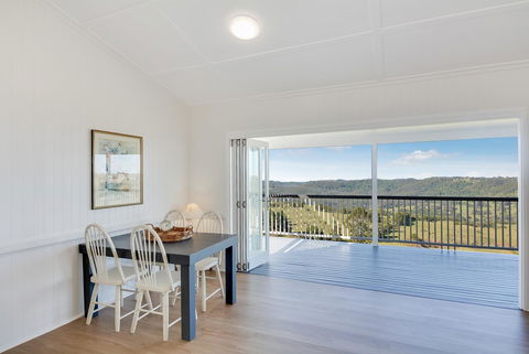 Cloud Hill - Accommodation Newcastle 0