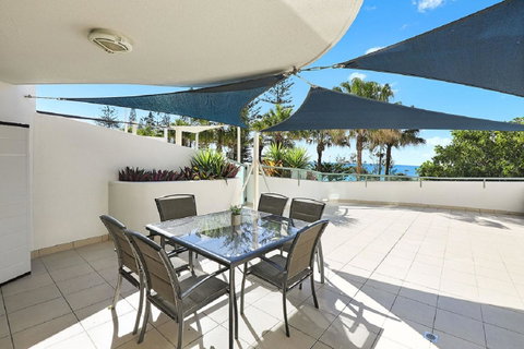 Malibu Apartments - Accommodation Newcastle 4