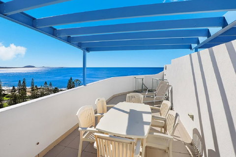 Malibu Apartments - Accommodation Newcastle 13