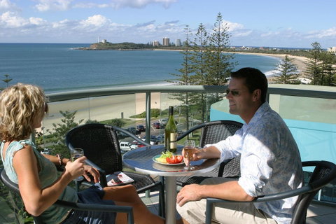 Malibu Apartments - Accommodation Newcastle 2