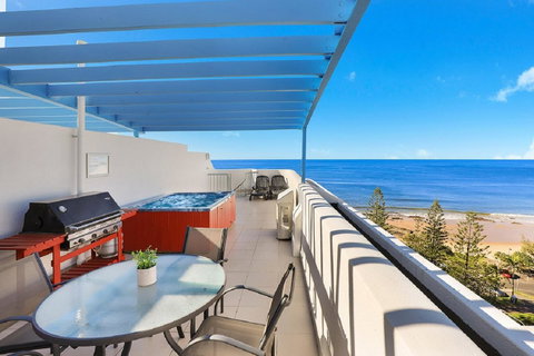 Malibu Apartments - Accommodation Newcastle 7