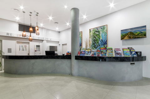 Sunshine Tower Hotel - Accommodation Newcastle 24