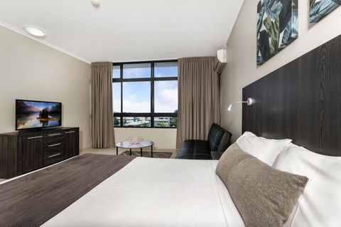 Sunshine Tower Hotel - Accommodation Newcastle 9