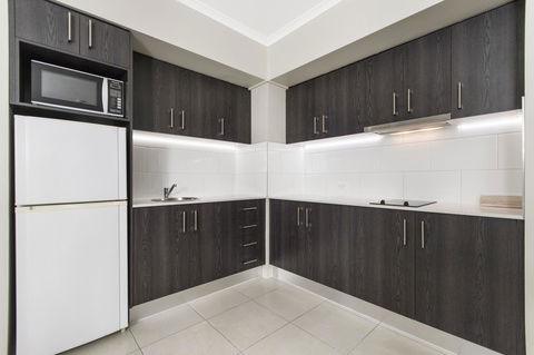 Sunshine Tower Hotel - Accommodation Newcastle 21