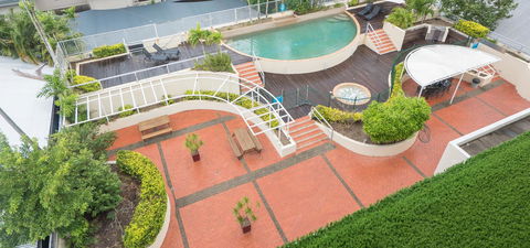 Sunshine Tower Hotel - Accommodation Newcastle 22