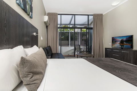 Sunshine Tower Hotel - Accommodation Newcastle 18