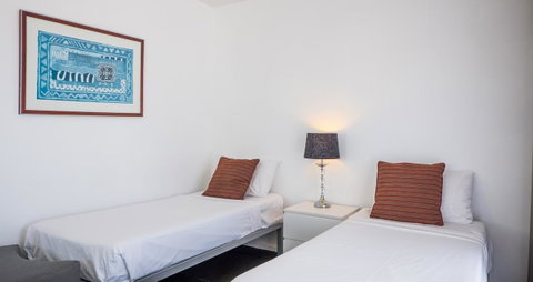 Broadbeach Savannah Resort - Accommodation Newcastle 22
