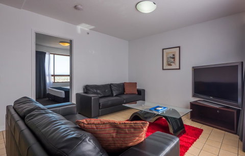 Broadbeach Savannah Resort - Accommodation Newcastle 13