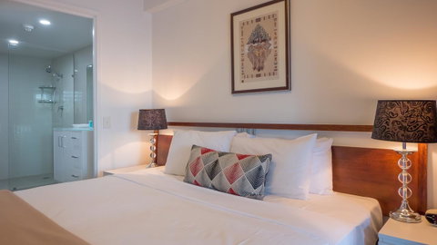 Broadbeach Savannah Resort - Accommodation Newcastle 28