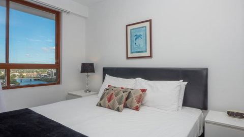 Broadbeach Savannah Resort - Accommodation Newcastle 10