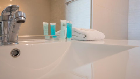 Broadbeach Savannah Resort - Accommodation Newcastle 35