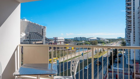 Broadbeach Savannah Resort - Accommodation Newcastle 39