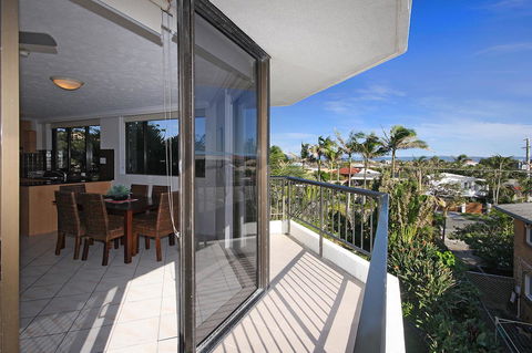 Spindrift On The Beach - Absolute Beachfront - Accommodation Newcastle 38