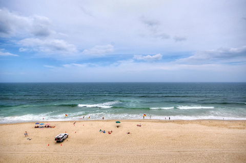 Spindrift On The Beach - Absolute Beachfront - Accommodation Newcastle 28