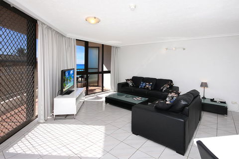 Spindrift On The Beach - Absolute Beachfront - Accommodation Newcastle 36