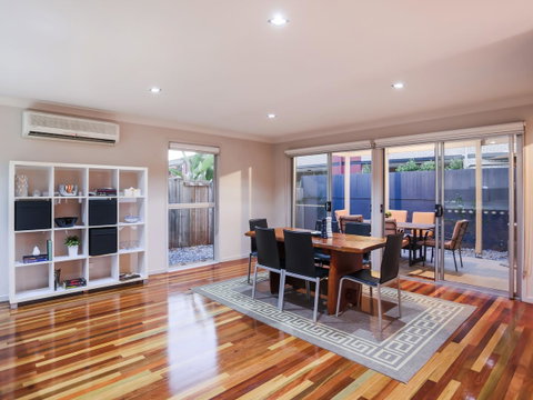 Hamilton Executive - Accommodation Newcastle 2