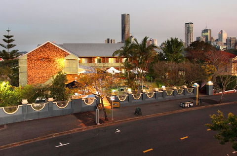 Best Western Gregory Terrace - Accommodation Newcastle 2