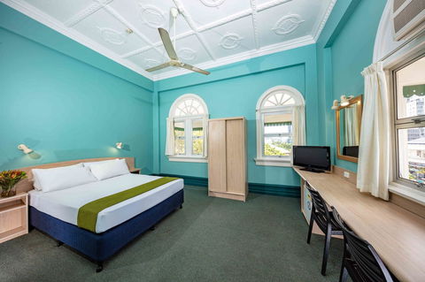 Hides Hotel - Accommodation Newcastle 19