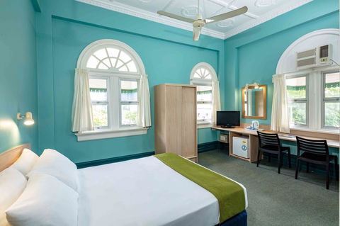 Hides Hotel - Accommodation Newcastle 20