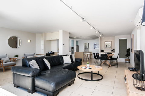 Picture Point Terraces - Accommodation Newcastle 16