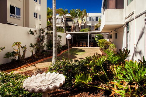 Elouera Tower - Accommodation Newcastle 14