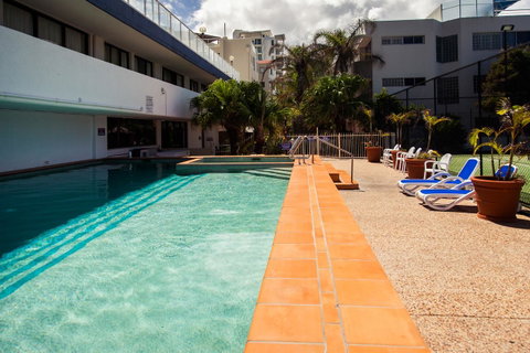 Elouera Tower - Accommodation Newcastle 16