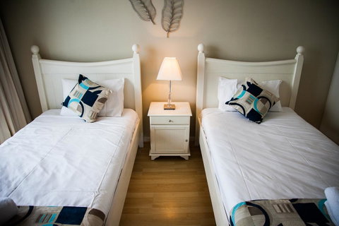 Elouera Tower - Accommodation Newcastle 24