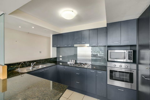 Broadbeach On The Park, 3 Bed Ocean - We Accommodate - Accommodation Newcastle 16