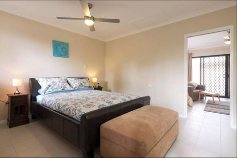 The Villa At The Bay - Accommodation Newcastle 1