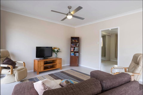 The Villa At The Bay - Accommodation Newcastle 9