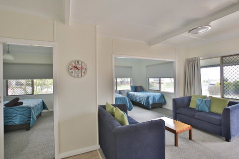 Pale Pacific Holiday Units - Accommodation Newcastle 12